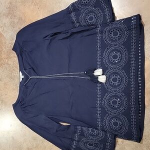 Crown & Ivy Ladies Top sz XS